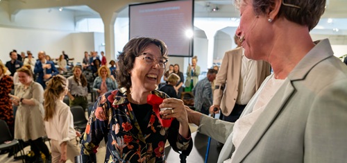 CvB-lid Hanneke Reuling met lector